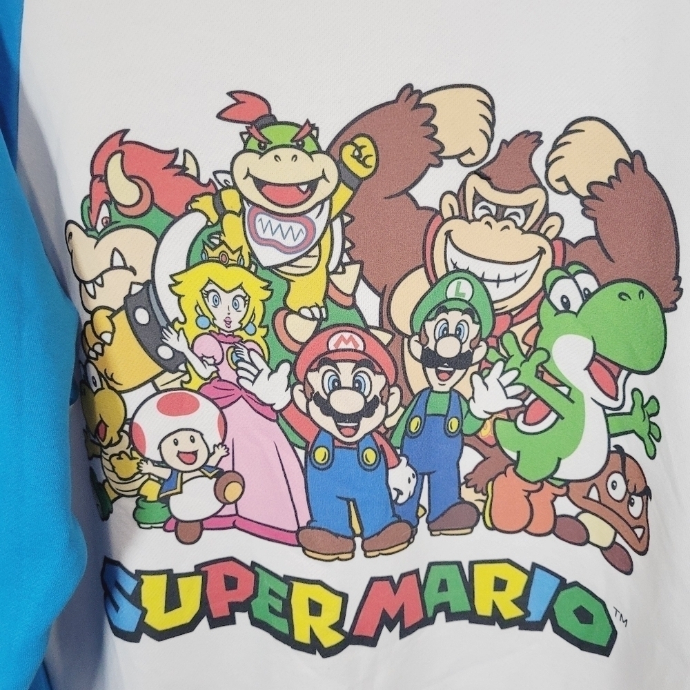 Cakeworthy Super Mario Bros fleece Crewneck Seater - Picture 3 of 6